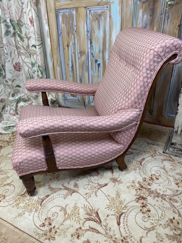 Victorian Fireside Chair, Please read full description, Video attached.